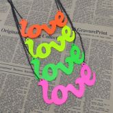 Colar  de neon love